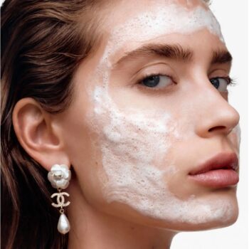 Chanel La Mousse Anti-Pollution Cleansing Cream-to-foam - Image 6
